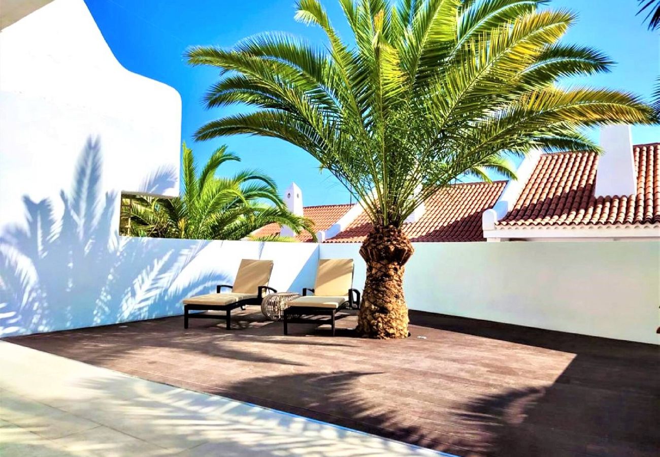 Apartamento en San Miguel de Abona - GOLD SAND, Huge Terrace, Fast Wi-Fi, Sat TV 