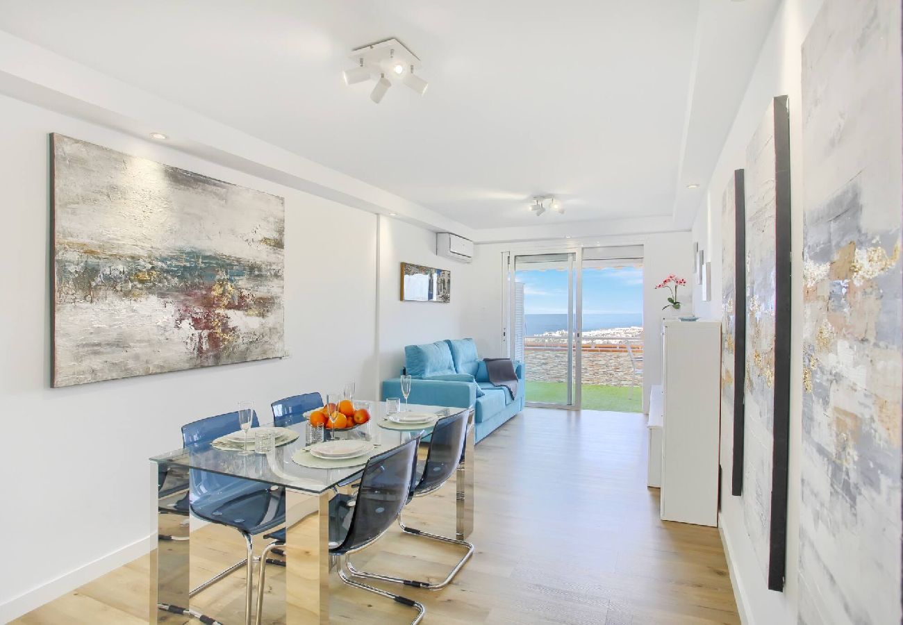 Apartamento en Costa Adeje - The Penthouse, Fabulous Sunset, Heated Pool, Fiber