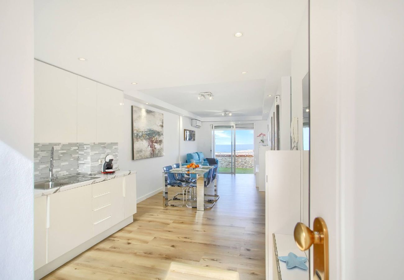 Apartamento en Costa Adeje - The Penthouse, Fabulous Sunset, Heated Pool, Fiber