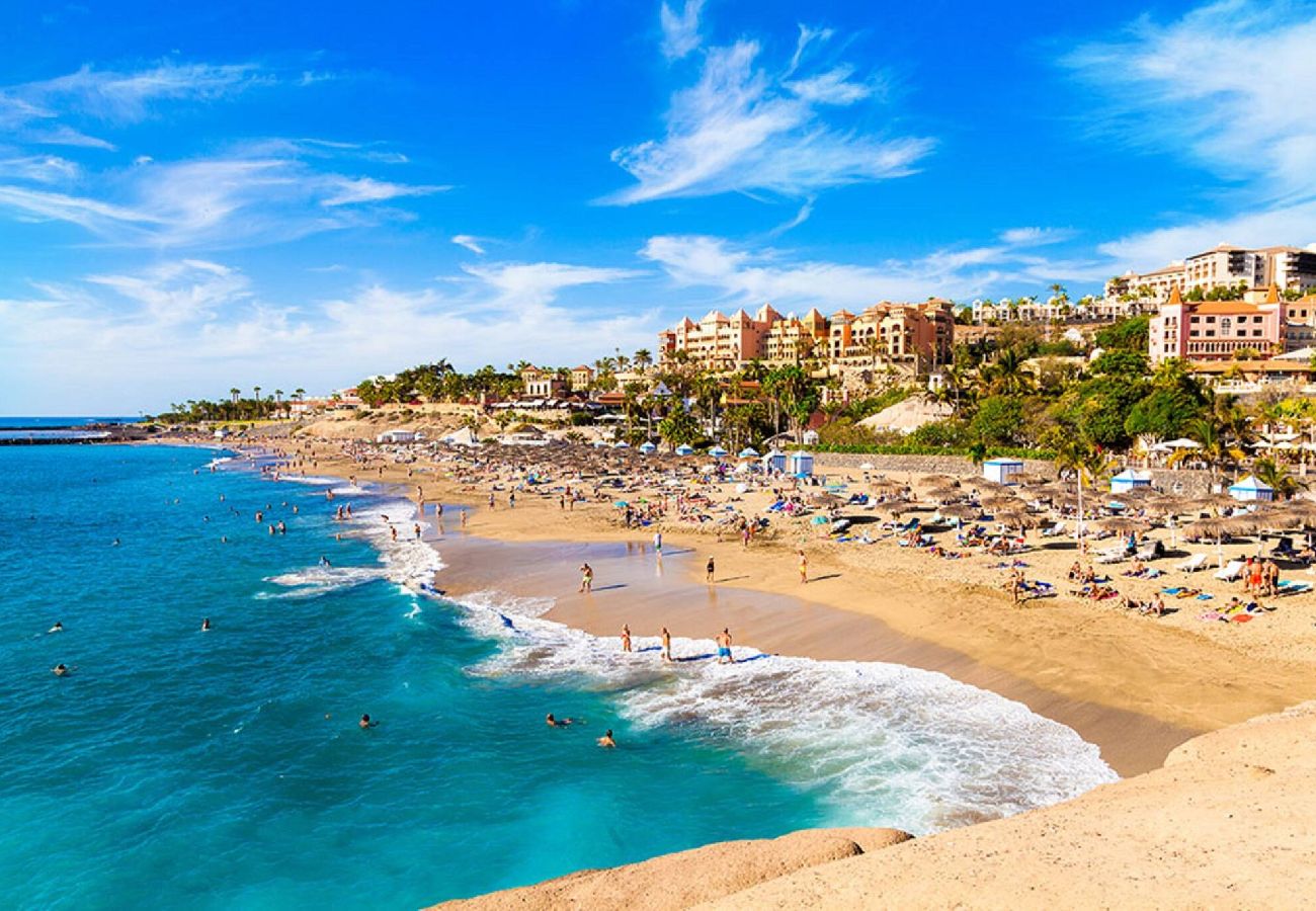 Apartamento en Costa Adeje - The Penthouse, Fabulous Sunset, Heated Pool, Fiber
