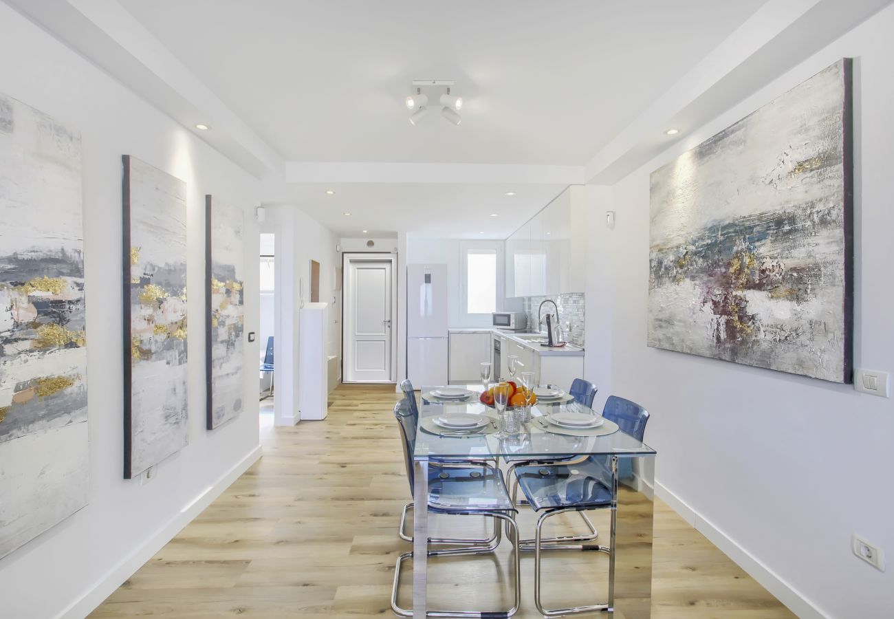 Apartamento en Costa Adeje - The Penthouse, Fabulous Sunset, Heated Pool, Fiber