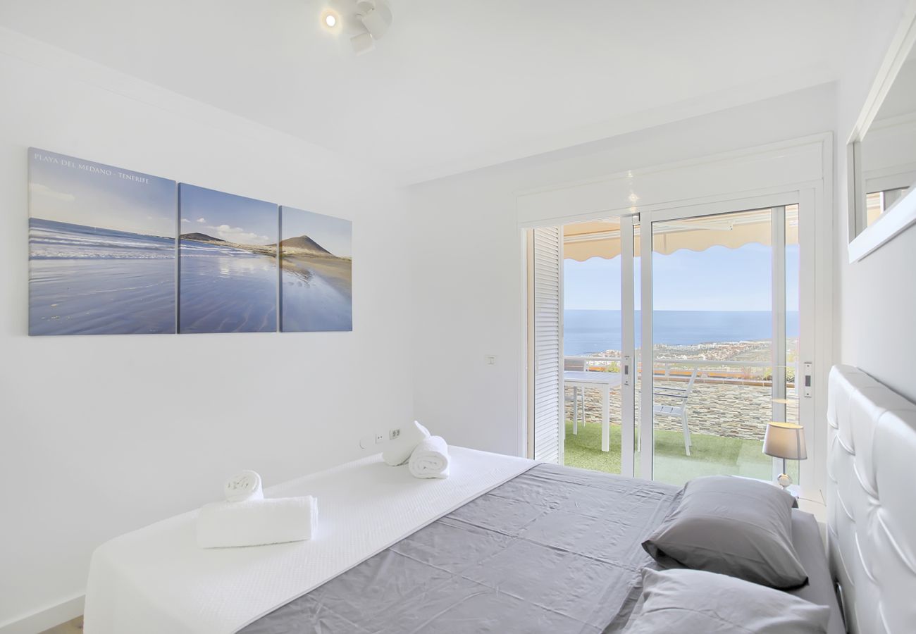 Apartamento en Costa Adeje - The Penthouse, Fabulous Sunset, Heated Pool, Fiber