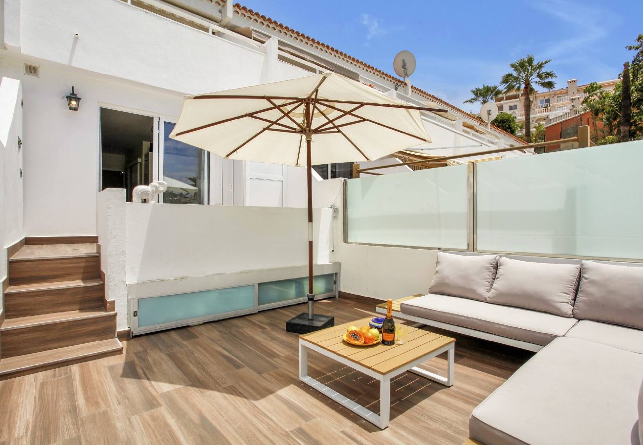 Apartamento en Costa Adeje - CASA DEL SOL, Beautiful Terrace, Fast Wi-Fi, Pool 