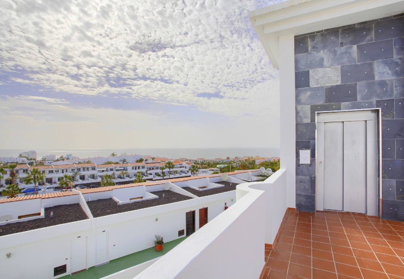 Apartamento en Costa Adeje - CASA DEL SOL, Beautiful Terrace, Fast Wi-Fi, Pool 