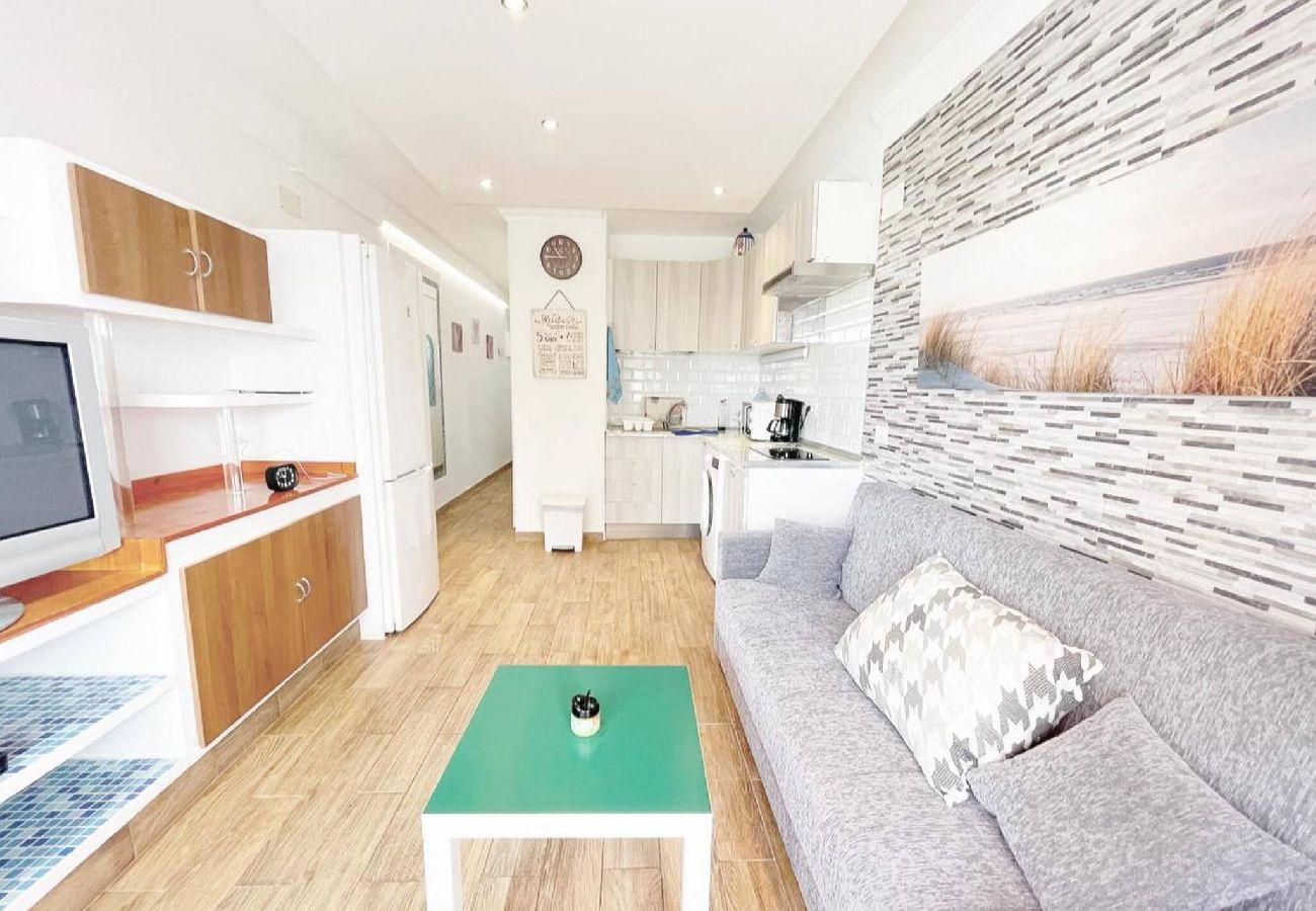 Apartamento en Costa del Silencio - Happy Days, Central, Terrace, Fast Internet, Pool 