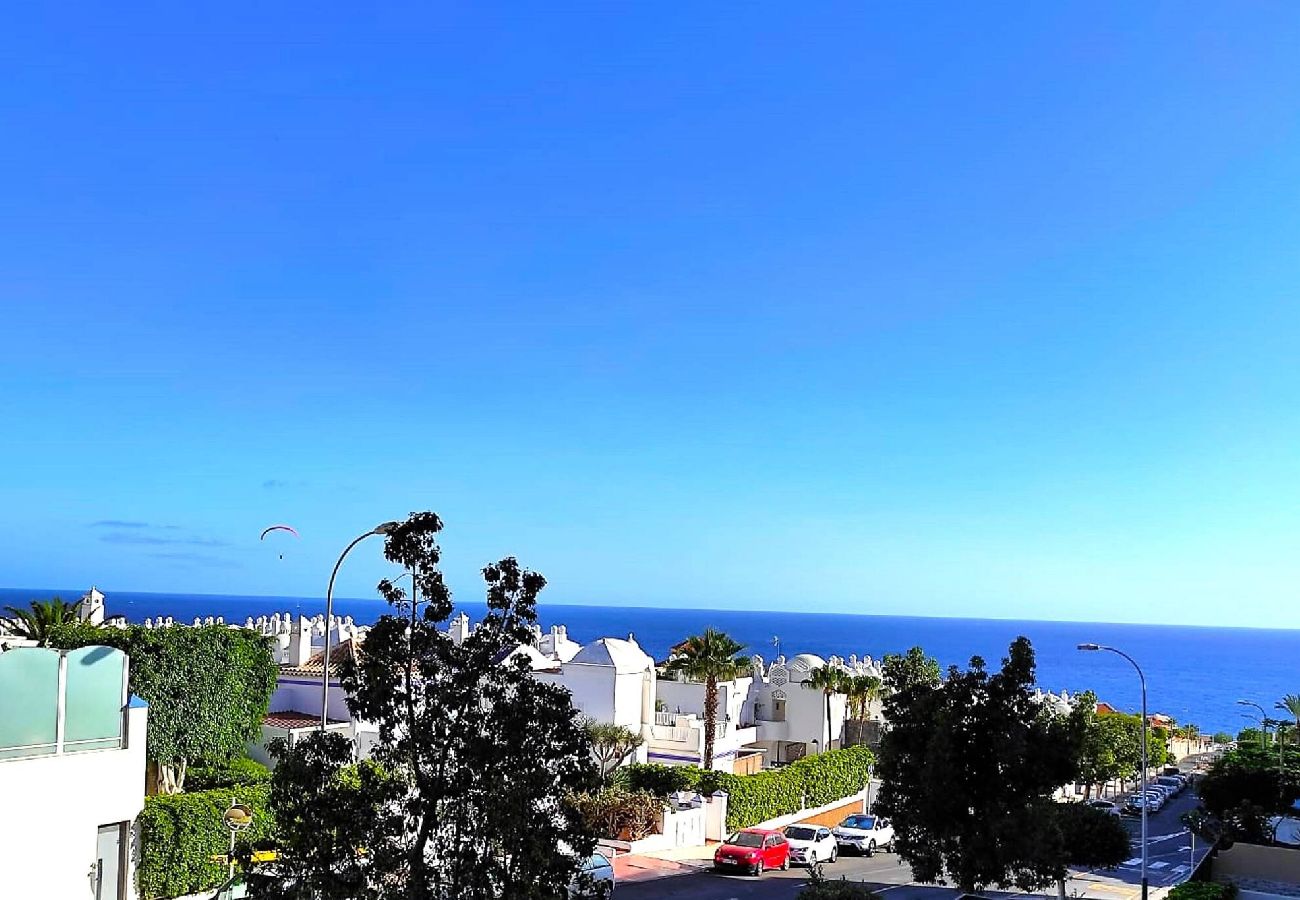 Apartamento en Costa Adeje - The Paradise, Beautiful Swimming Pool, Parking 