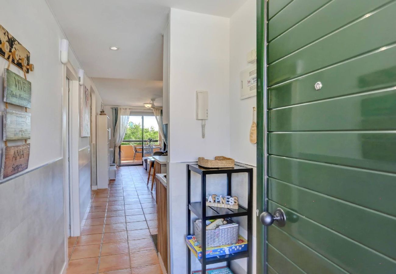 Apartamento en Costa Adeje - The Paradise, Beautiful Swimming Pool, Parking 