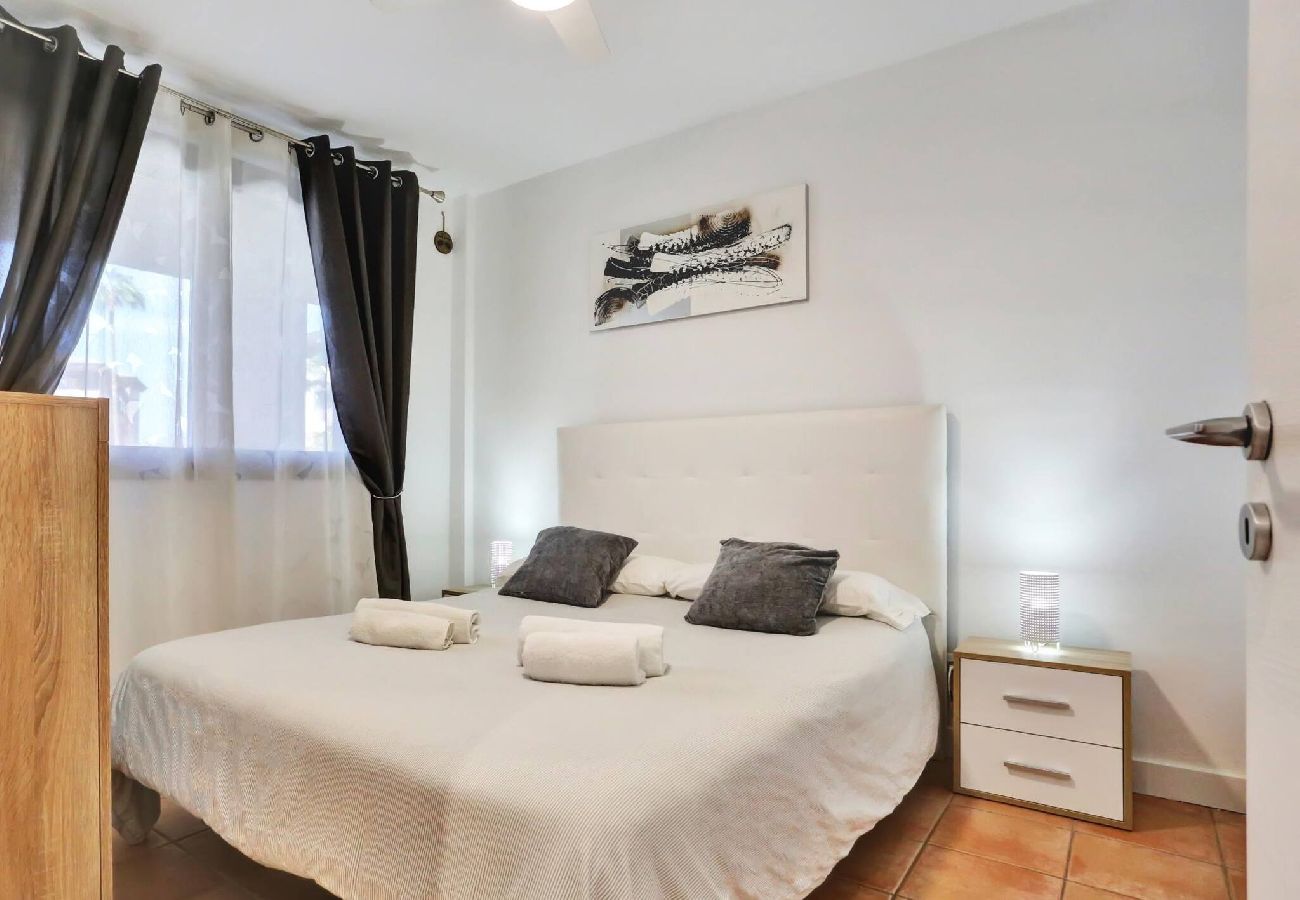 Apartamento en Costa Adeje - The Paradise, Beautiful Swimming Pool, Parking 
