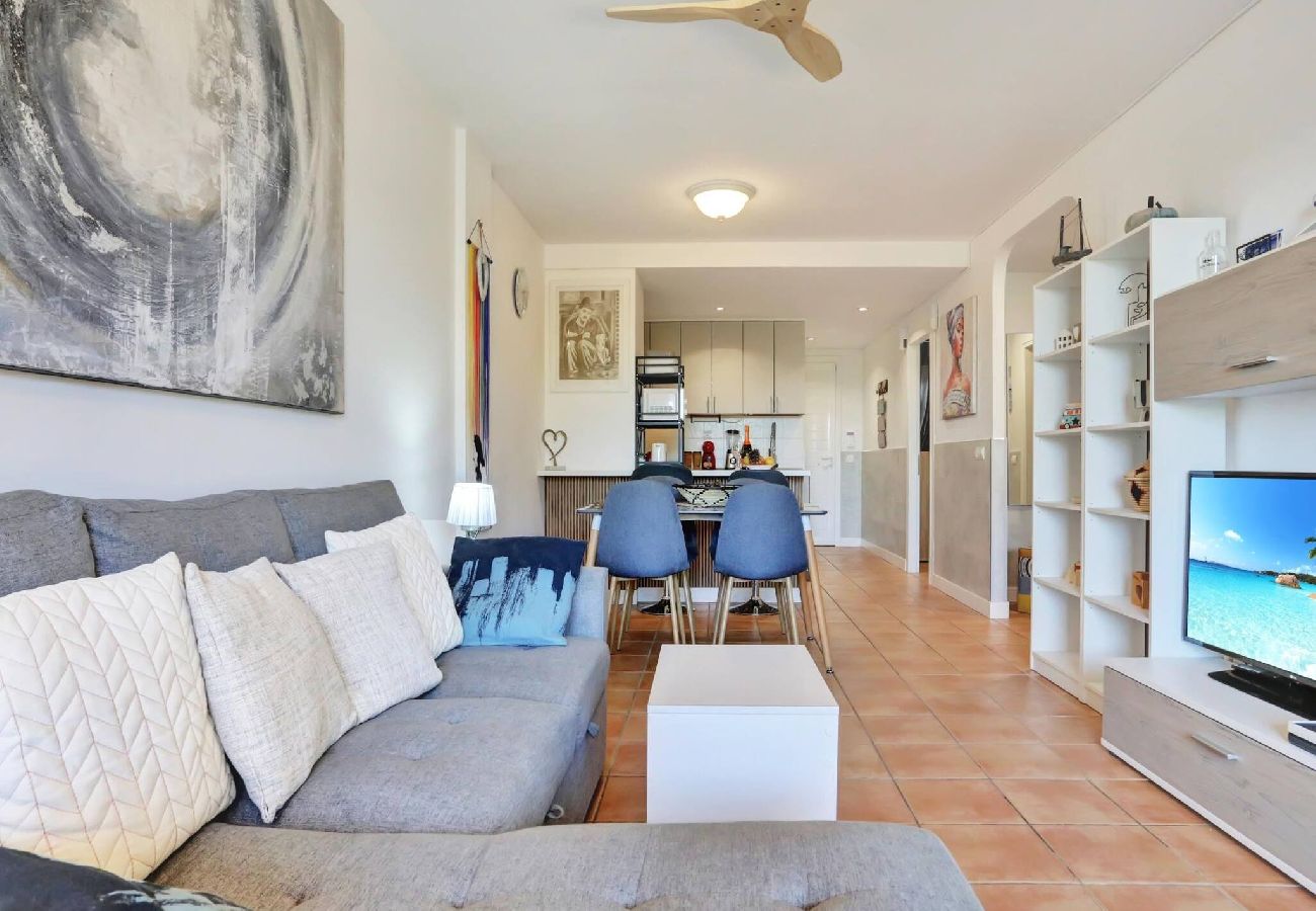 Apartamento en Costa Adeje - The Paradise, Beautiful Swimming Pool, Parking 