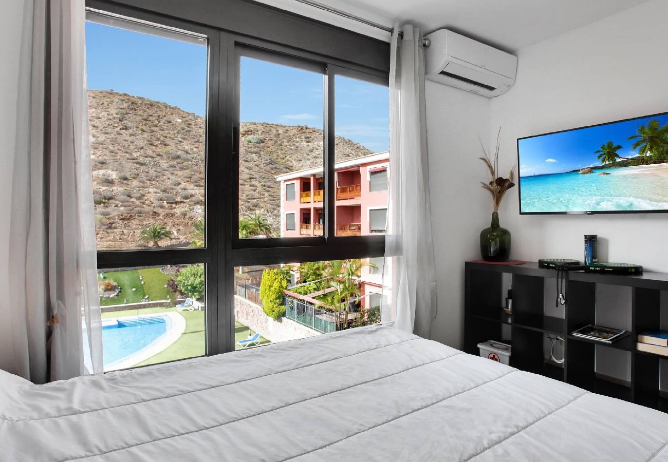 Apartamento en Palm - Mar - Nice Mocan, Garage, Pool, Fiber, Padel, A/C 