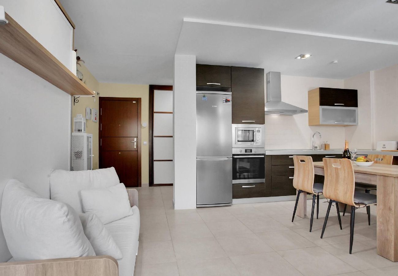 Apartamento en Palm - Mar - Nice Mocan, Garage, Pool, Fiber, Padel, A/C 