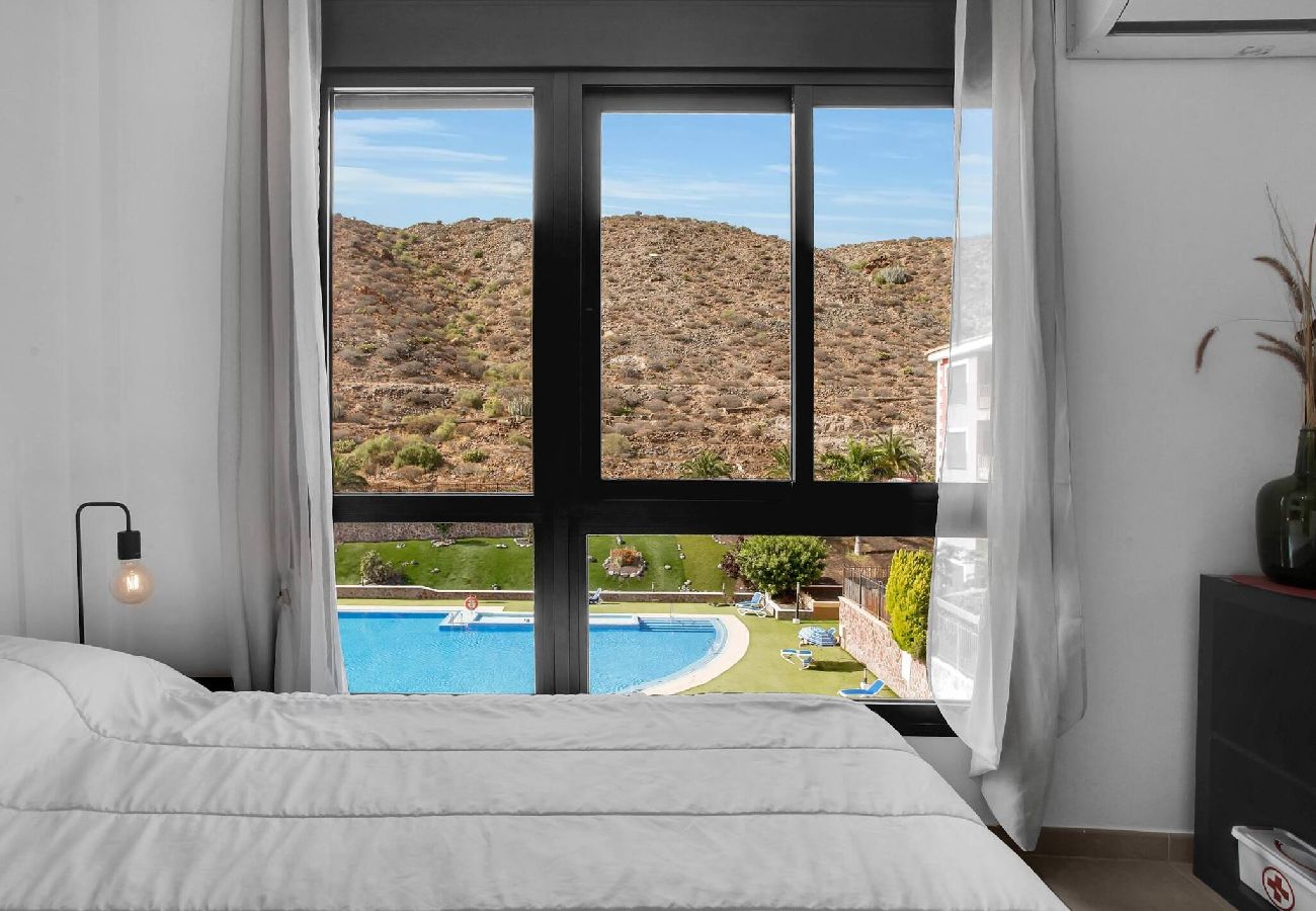 Apartamento en Palm - Mar - Nice Mocan, Garage, Pool, Fiber, Padel, A/C 
