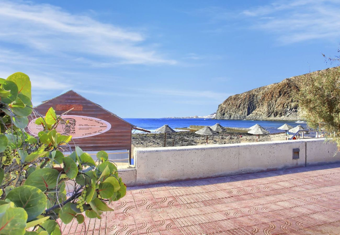 Apartamento en Palm - Mar - Nice Mocan, Garage, Pool, Fiber, Padel, A/C 