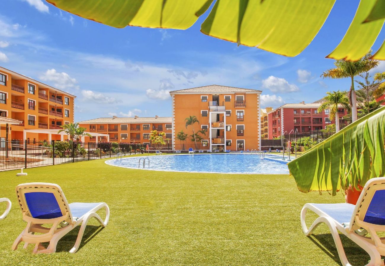 Apartamento en Palm - Mar - Nice Mocan, Garage, Pool, Fiber, Padel, A/C 