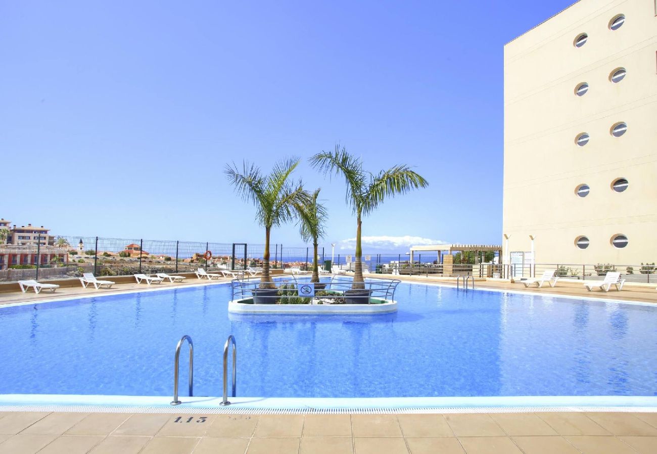 Apartamento en Costa Adeje - El Sol del Sur, Ocean View, 2 Pool, Fiber 