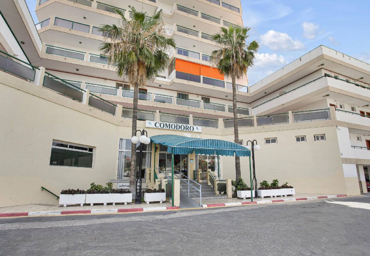 Apartamento en Los Cristianos - Stunning Holidays, SeaFront, On The Promenade 