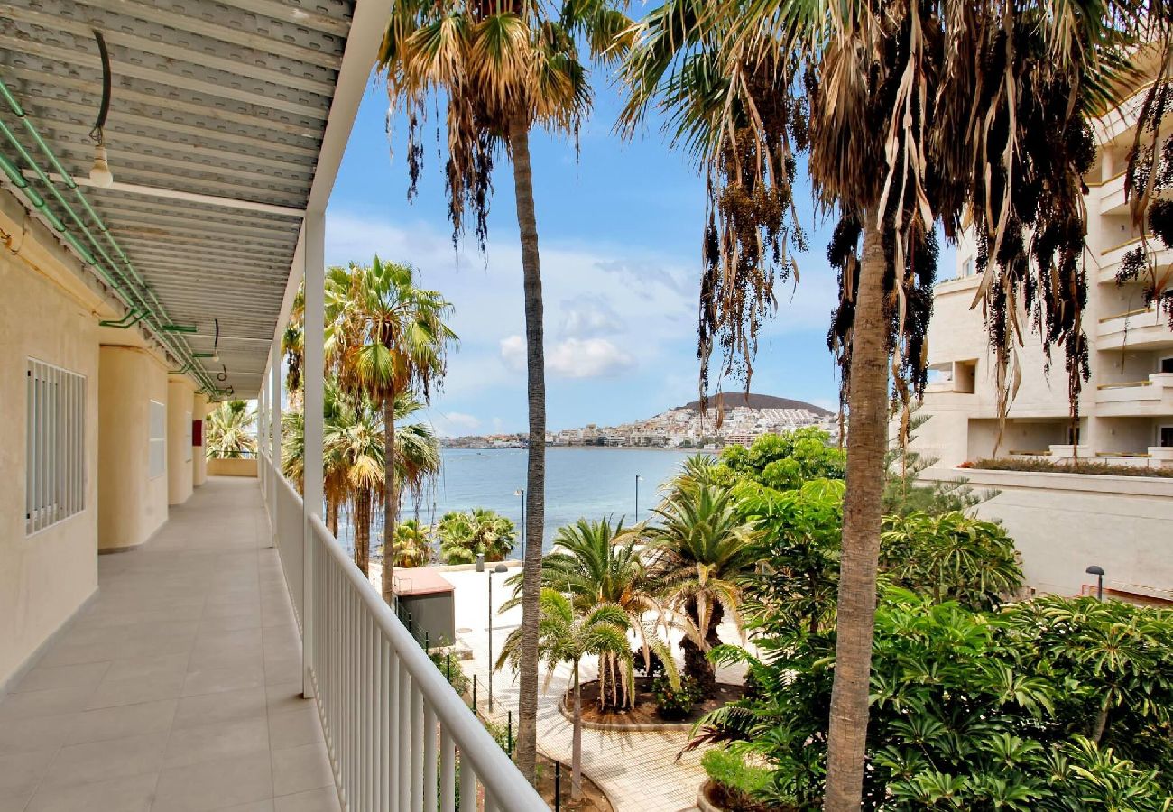 Apartamento en Arona - Casa Marinita, Penthouse By The Sea 
