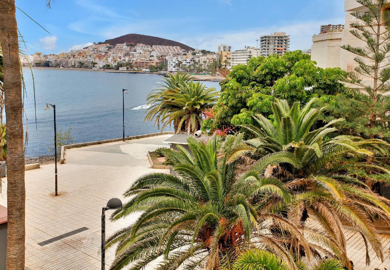 Apartamento en Arona - Casa Marinita, Penthouse By The Sea 