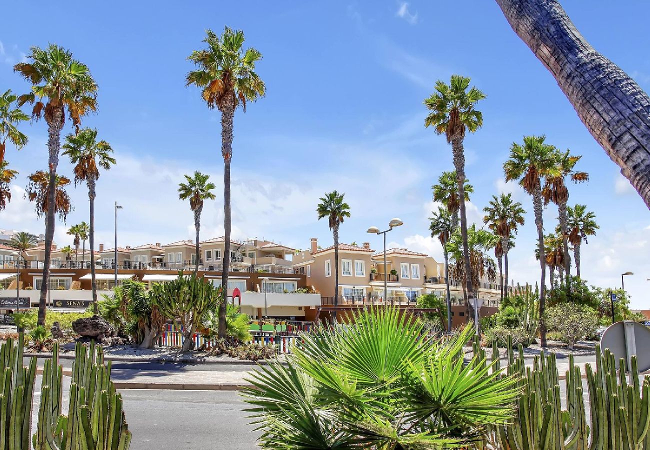 Apartamento en Palm - Mar - Tiffany Breeze Apartment, Wonderful Ocean View