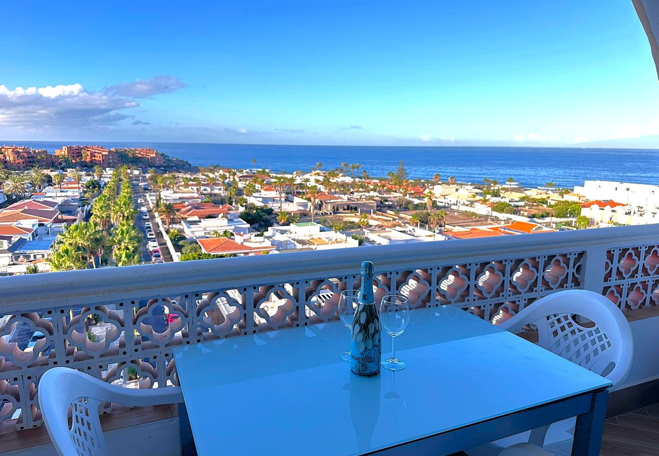 Apartamento en Palm - Mar - Tiffany Breeze Apartment, Wonderful Ocean View
