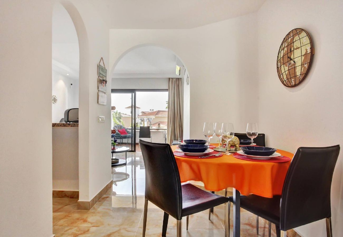 Estudio en San Miguel de Abona - Zen Holidays, Heated Pool, Cond. Air, Terrace 