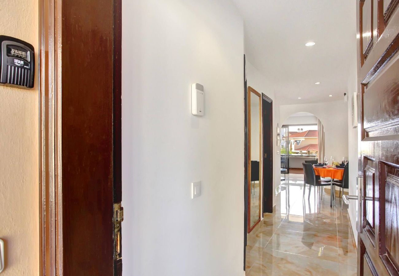 Estudio en San Miguel de Abona - Zen Holidays, Heated Pool, Cond. Air, Terrace 