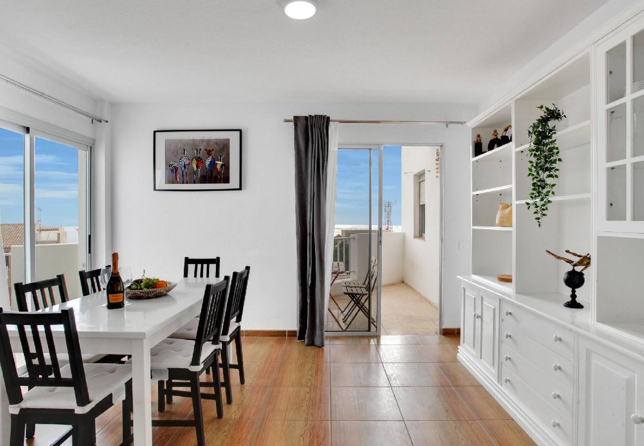 Apartamento en Adeje - MonteMarAdeje new 2 bedroom apartment city Center 