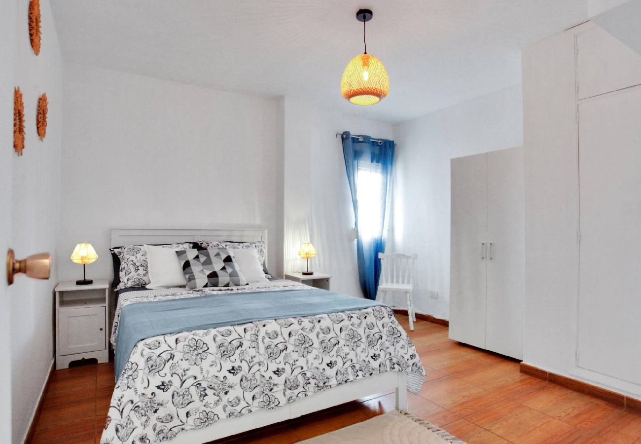 Apartamento en Adeje - MonteMarAdeje new 2 bedroom apartment city Center 