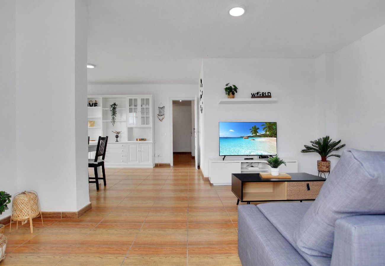 Apartamento en Adeje - MonteMarAdeje new 2 bedroom apartment city Center 