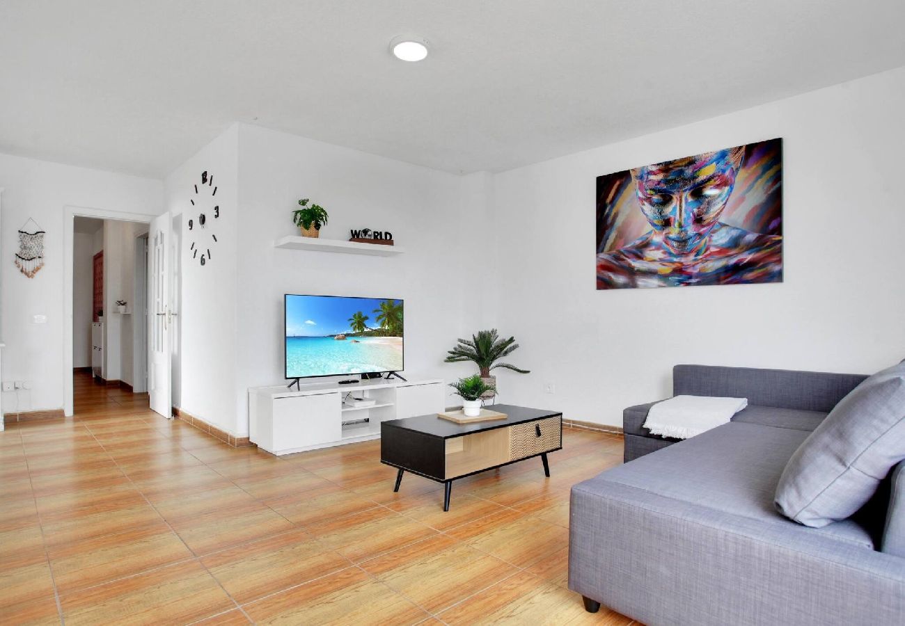 Apartamento en Adeje - MonteMarAdeje new 2 bedroom apartment city Center 