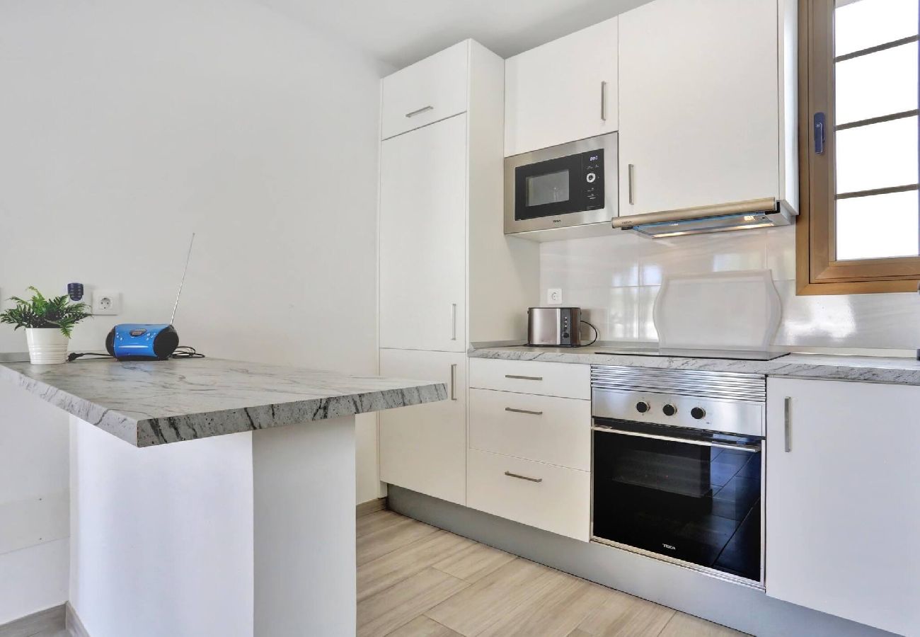 Casa adosada en Costa Adeje - Golden Sand, Heated Pool, A/C, Bbq 