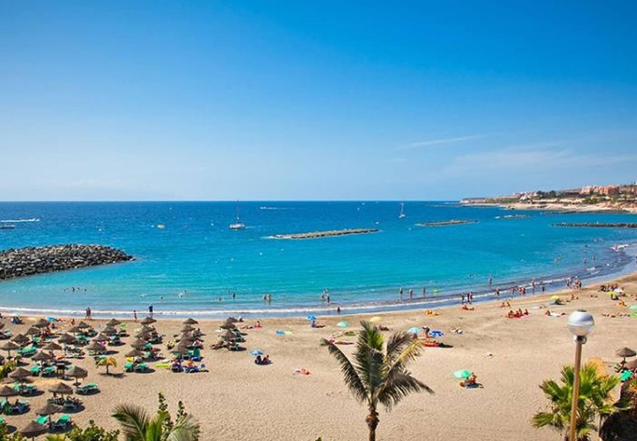 Casa adosada en Costa Adeje - Golden Sand, Heated Pool, A/C, Bbq 