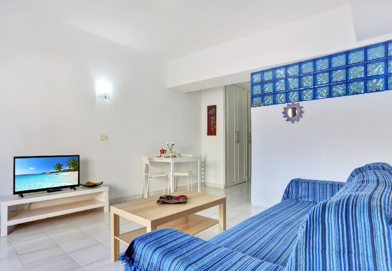 Estudio en Los Cristianos - Relaxing Studio Los Cristianos,AirCon, Heated Pool 