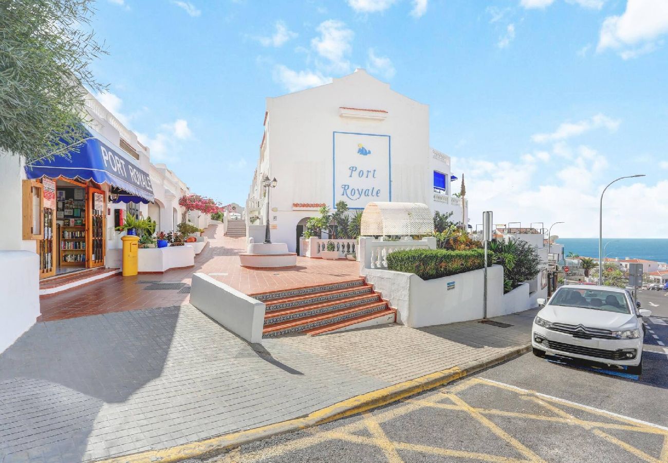 Estudio en Los Cristianos - Relaxing Studio Los Cristianos,AirCon, Heated Pool 
