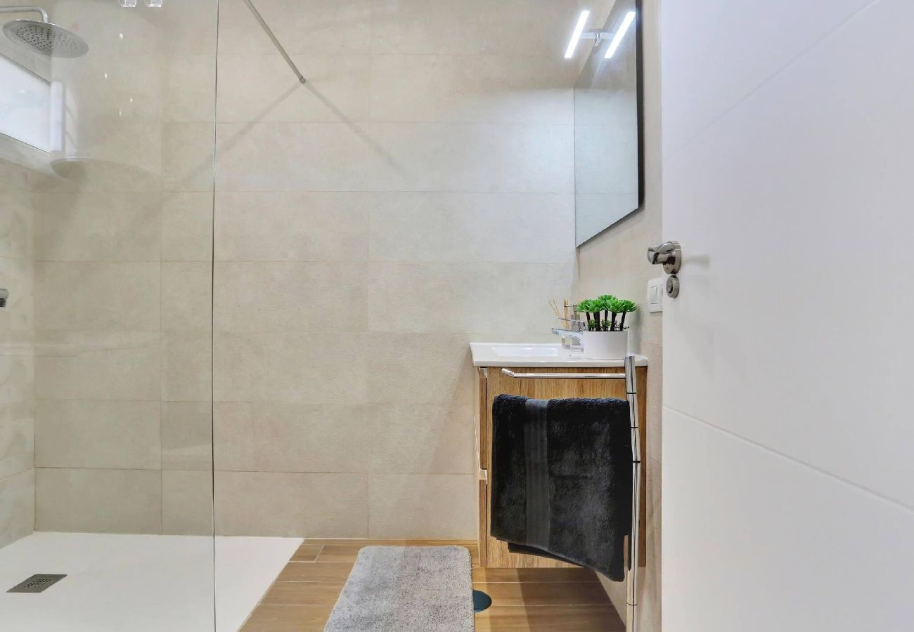 Apartamento en Costa del Silencio - Beautiful Days, Air Con, Terrace, Fast Internet 
