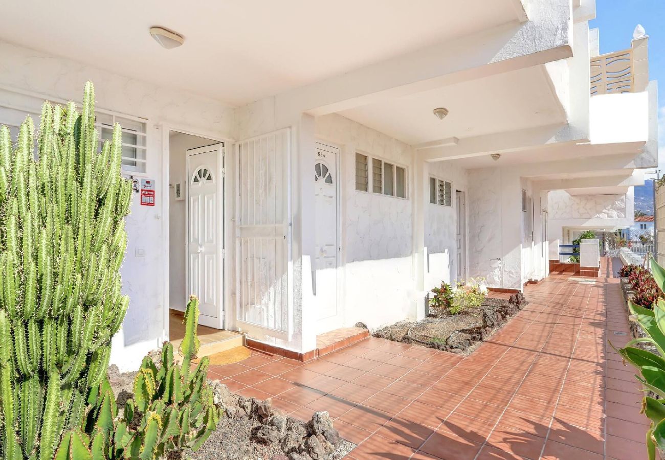 Apartamento en Costa del Silencio - Beautiful Days, Air Con, Terrace, Fast Internet 