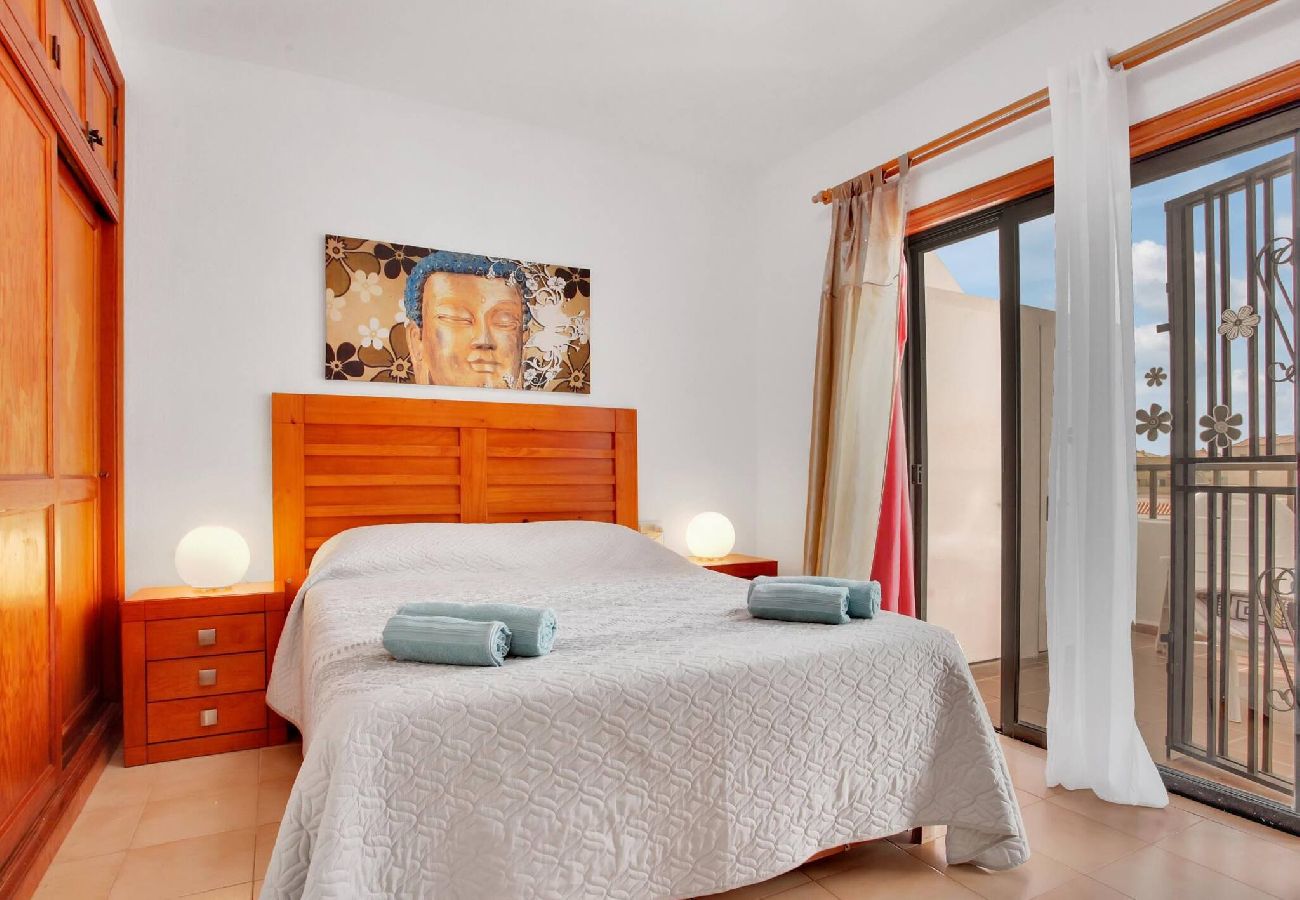 Apartamento en Arona - Superb Flat, Terrace 20m, 2Rooms, Pool, Wi Fi 