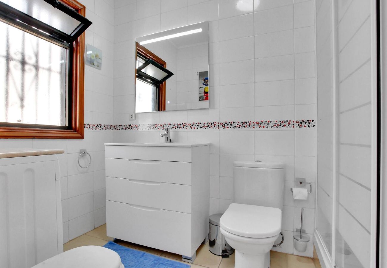 Apartamento en Arona - Superb Flat, Terrace 20m, 2Rooms, Pool, Wi Fi 