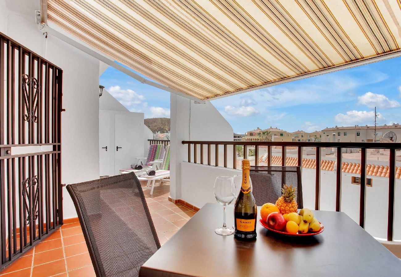 Apartamento en Arona - Superb Flat, Terrace 20m, 2Rooms, Pool, Wi Fi 