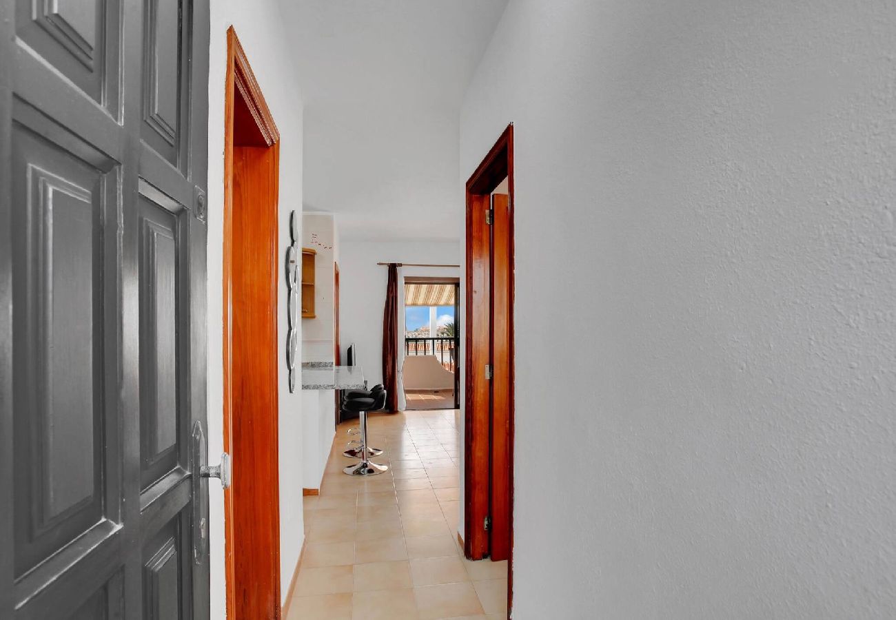 Apartamento en Arona - Superb Flat, Terrace 20m, 2Rooms, Pool, Wi Fi 