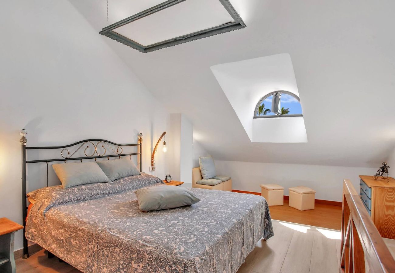 Apartamento en Playa de Las Americas - Sun & Beach, Fiber, Pool 