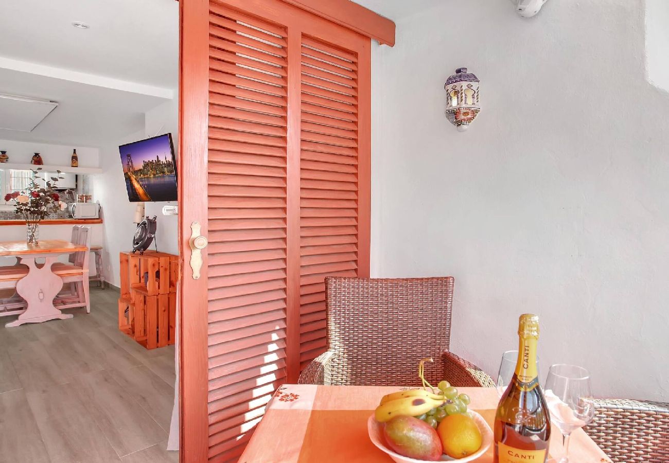 Apartamento en Playa de Las Americas - Sun & Beach, Fiber, Pool 