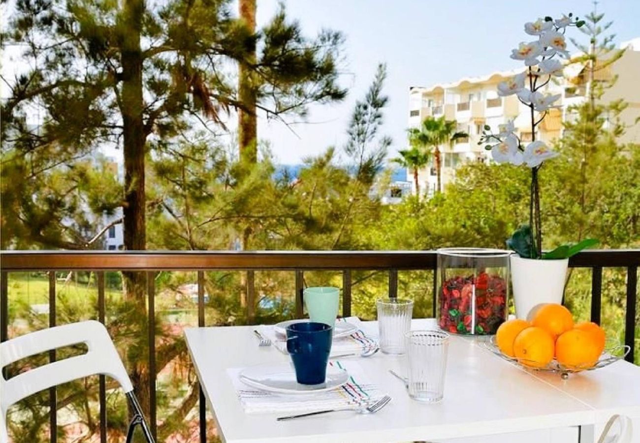 Estudio en Playa de Las Americas - Wonderful Holidays, Ocean View, Close to the Beach 