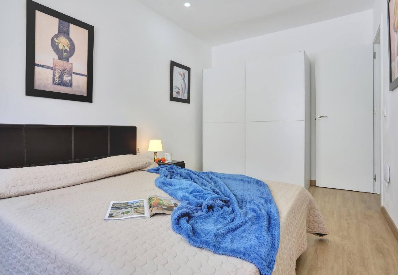 Apartamento en Puerto de Santiago - The Little Square Apt, Los Gigantes, Terrace, WiFi