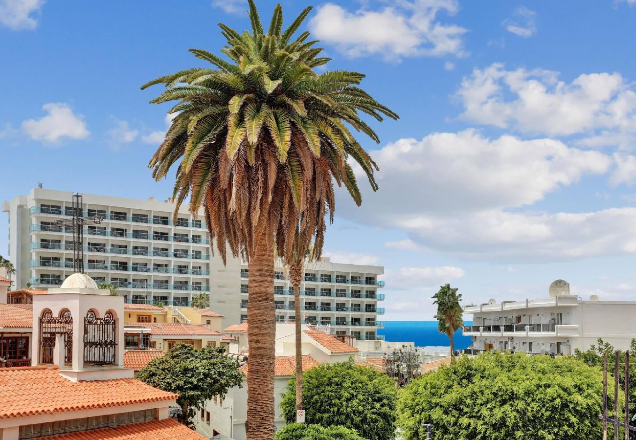 Apartamento en Puerto de Santiago - The Little Square Apt, Los Gigantes, Terrace, WiFi