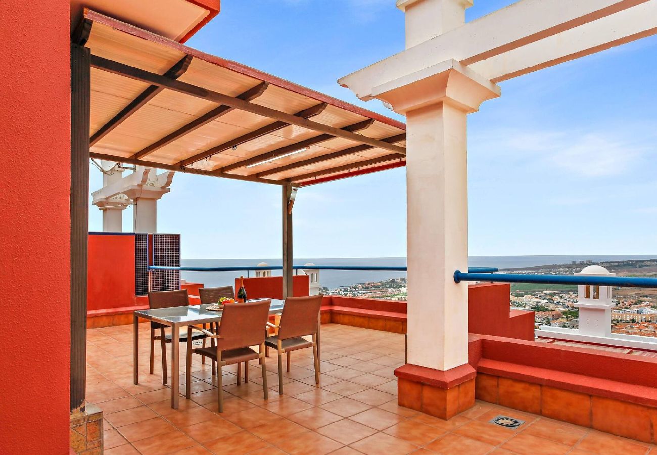 Apartamento en Costa Adeje - Best Apartment, Huge Terrace Overlooking The Coast 