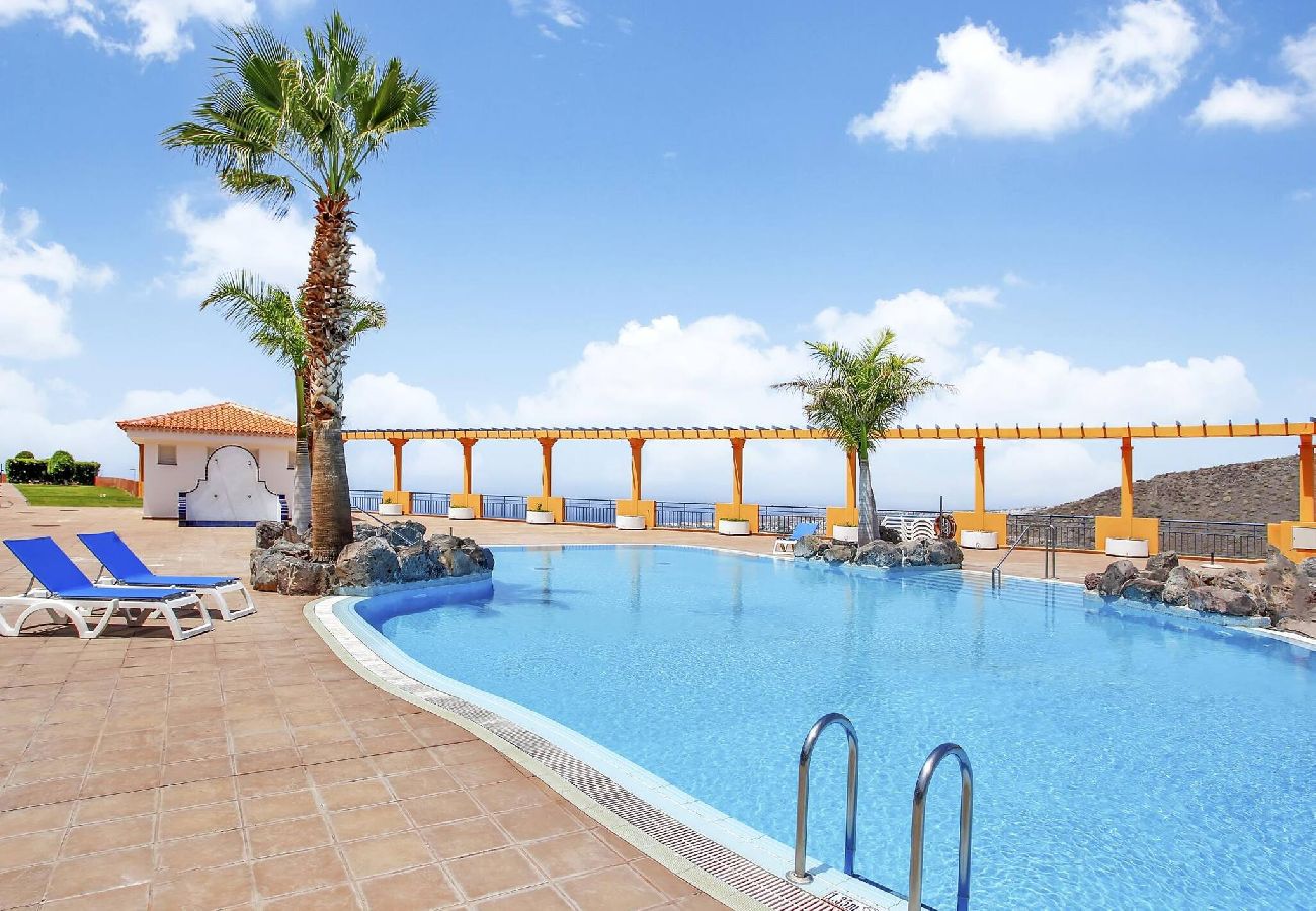 Apartamento en Costa Adeje - Best Apartment, Huge Terrace Overlooking The Coast 