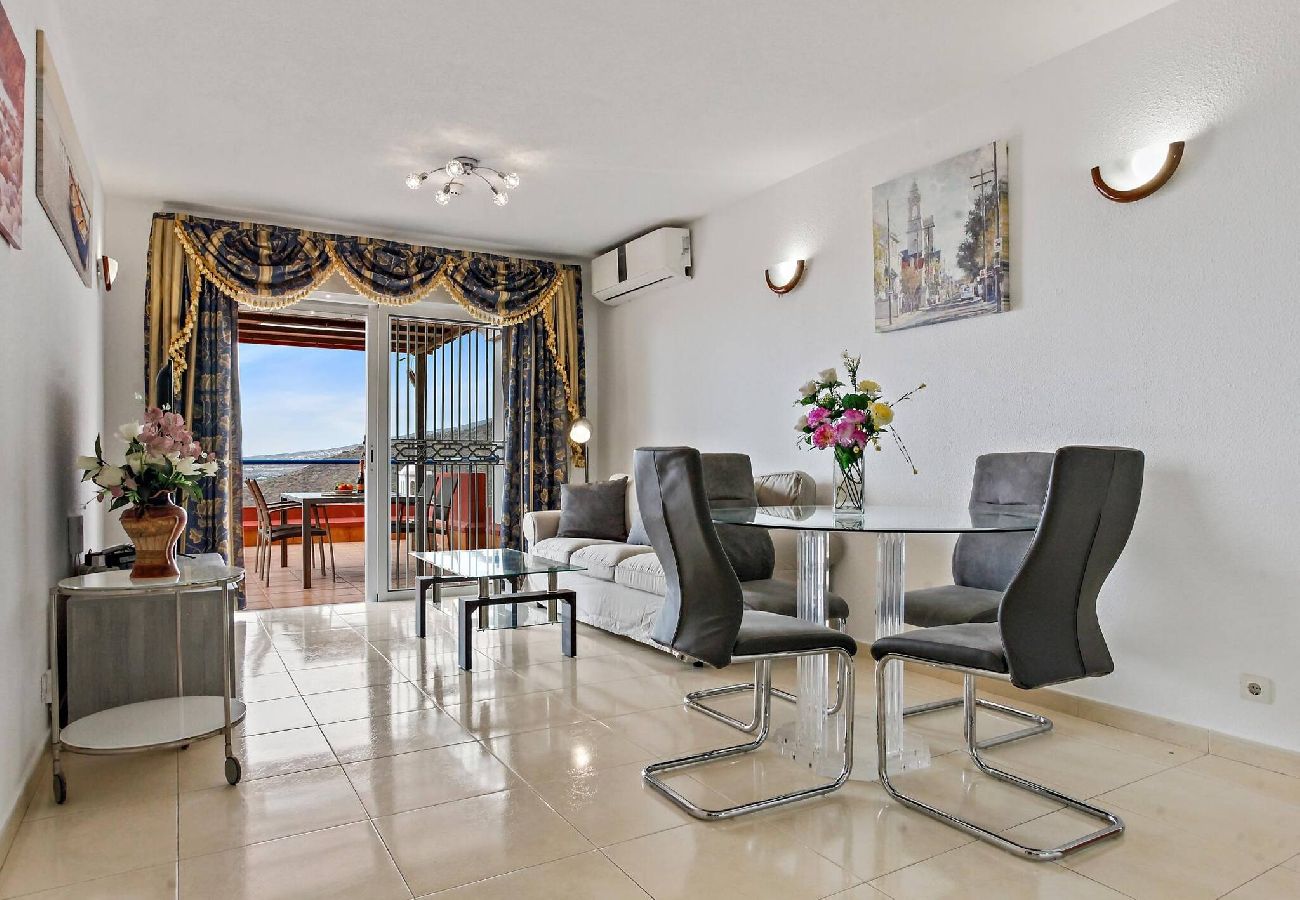 Apartamento en Costa Adeje - Best Apartment, Huge Terrace Overlooking The Coast 