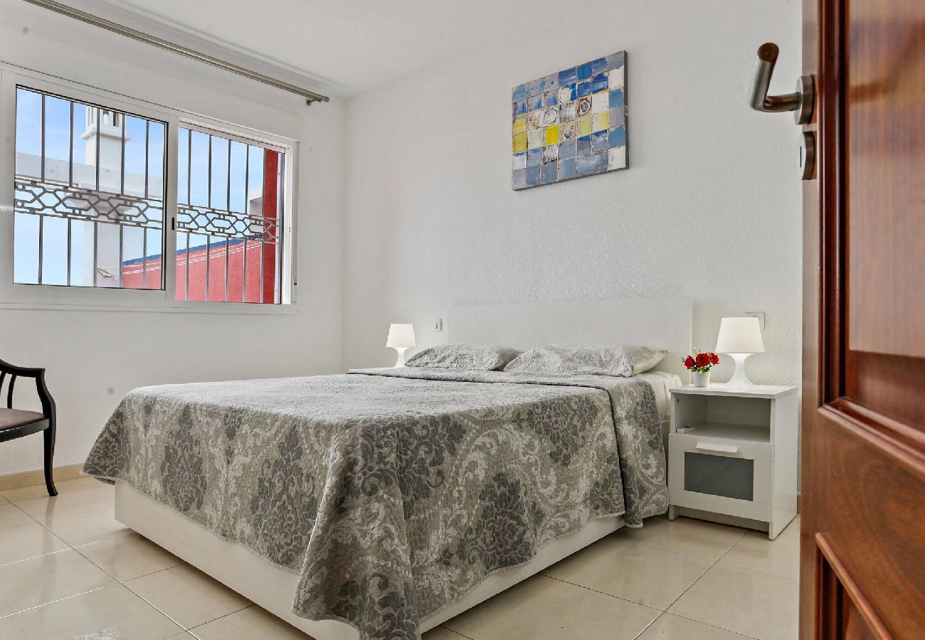 Apartamento en Costa Adeje - Best Apartment, Huge Terrace Overlooking The Coast 