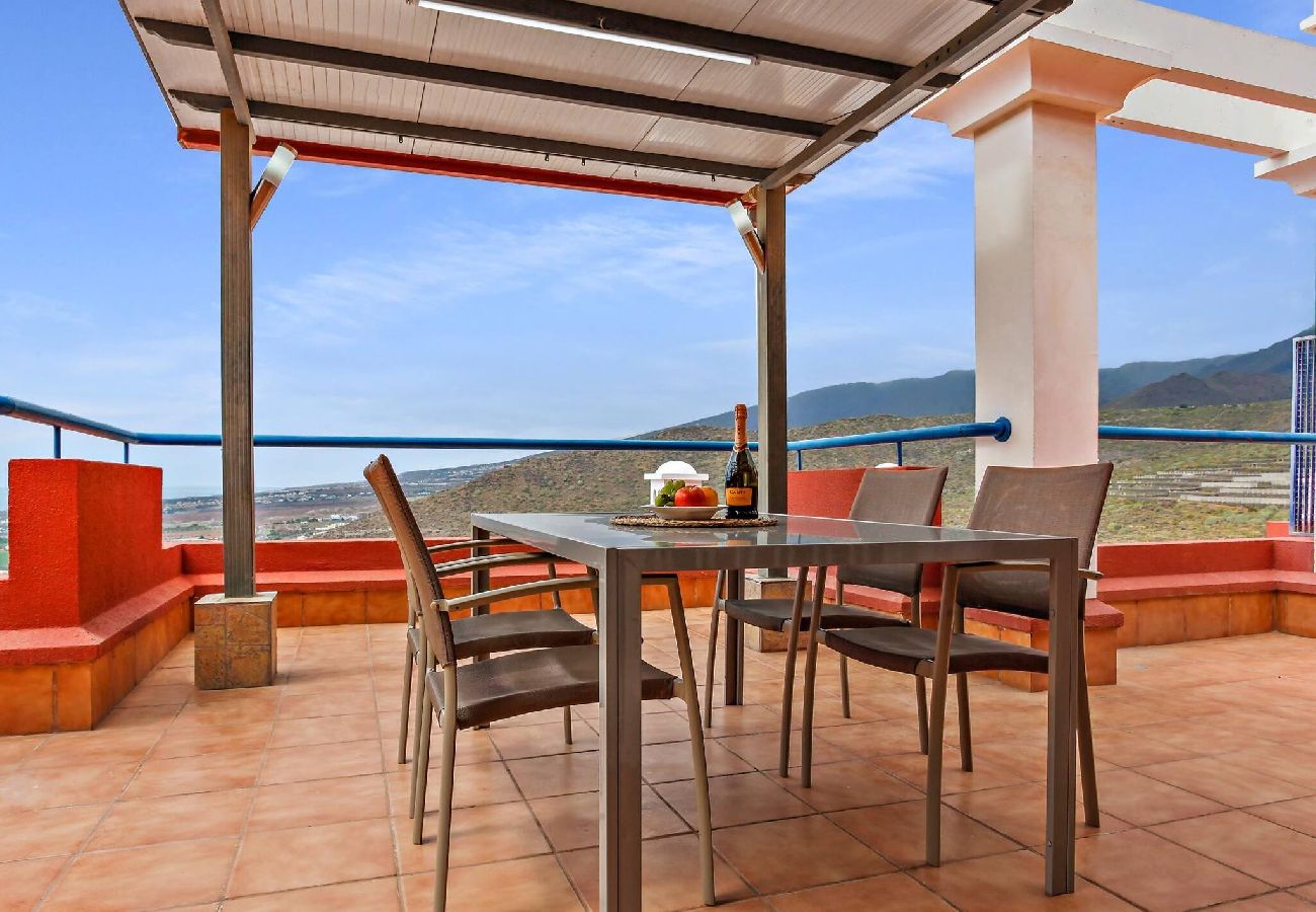 Apartamento en Costa Adeje - Best Apartment, Huge Terrace Overlooking The Coast 